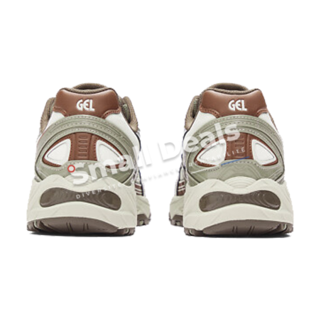ASICS GEL-Kayano TR Homme – Coloris Beige/Blanc et Argent/Bleu/Blanc